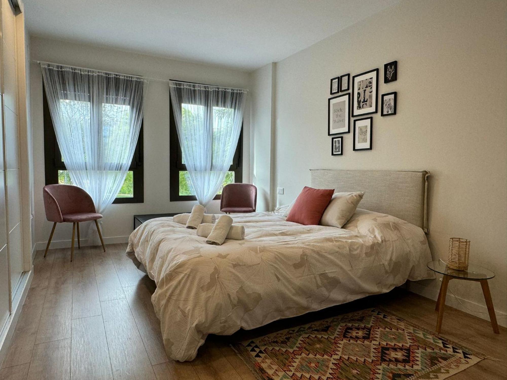 Avenida America Apartment *